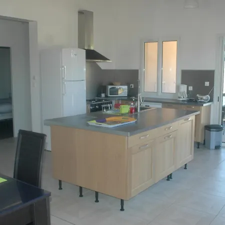 Villa Gites Chambre d hôtes avec piscine Dordogne 2-4-6-8-10 personnes Bussière-Badil Extérieur photo