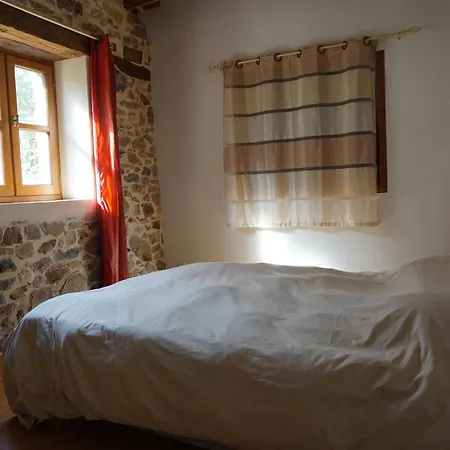 Villa Gites Chambre d hôtes avec piscine Dordogne 2-4-6-8-10 personnes Bussière-Badil Extérieur photo