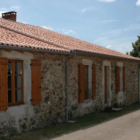 Villa Gites Chambre d hôtes avec piscine Dordogne 2-4-6-8-10 personnes Bussière-Badil Extérieur photo