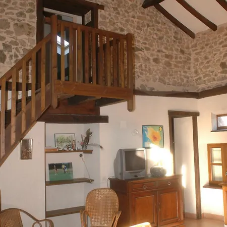 Villa Gites Chambre d hôtes avec piscine Dordogne 2-4-6-8-10 personnes Bussière-Badil Extérieur photo