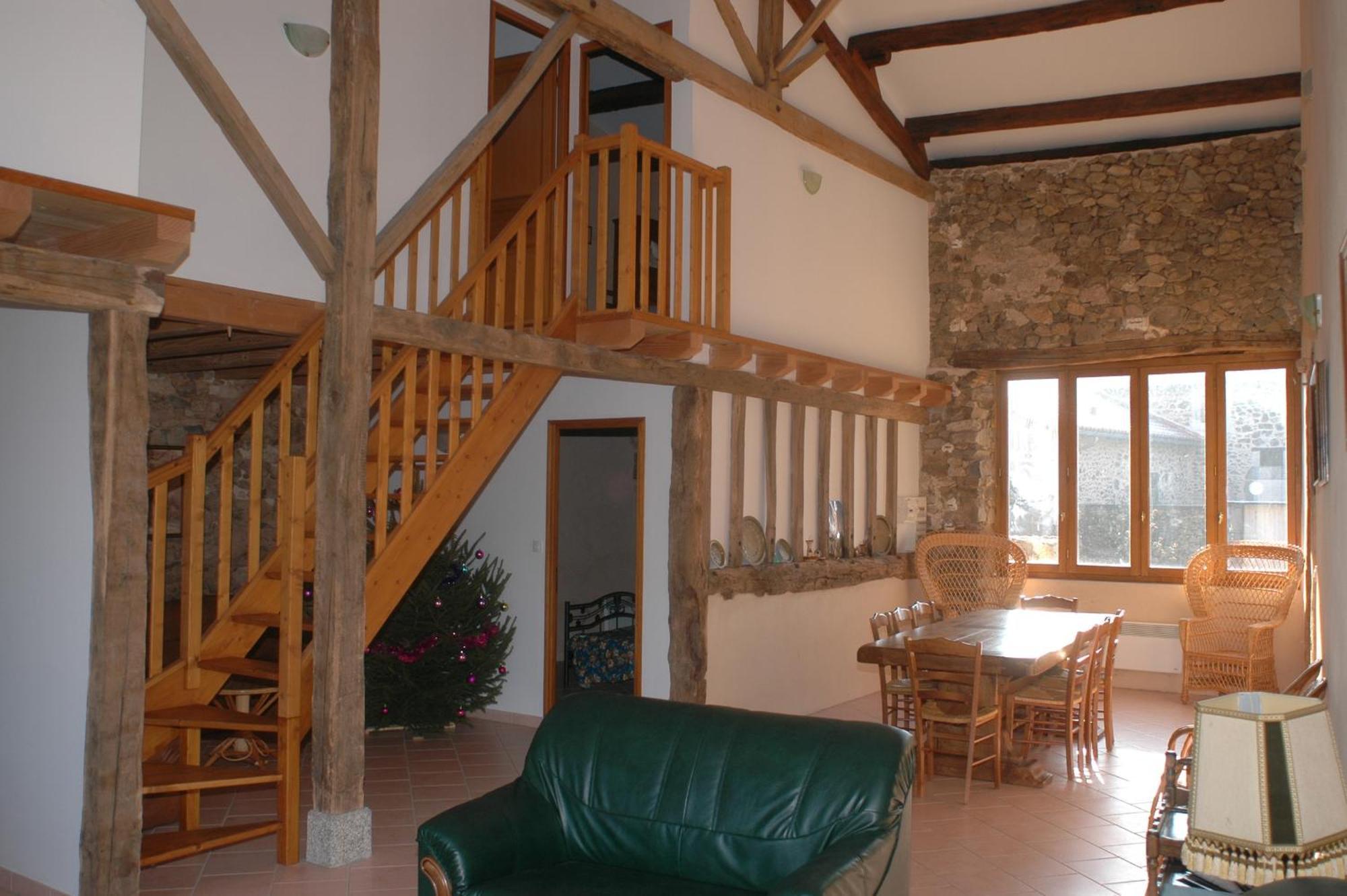 Hébergement de vacances D Hôtes Avec Piscine Dordogne 2-4-6-8-10 Personnes *